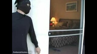 Masker Эрэгтэй Fucked намайг олж, намайг