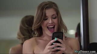 Высокую красуню трахнул ў дупу шафер перад вяселлем