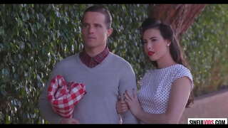 Hete paar Casey Calvert en Robby Echo openlucht sex Hete paar Casey Calvert en Robby Echo openlucht sex