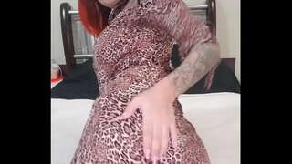 TATTOOED पडले इंटरनेट वर